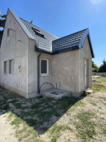 Eladó családi ház, Pilisvörösváron 119.9 M Ft, 4 szobás