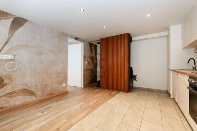 Eladó téglalakás, Budapesten, VIII. kerületben 69.9 M Ft