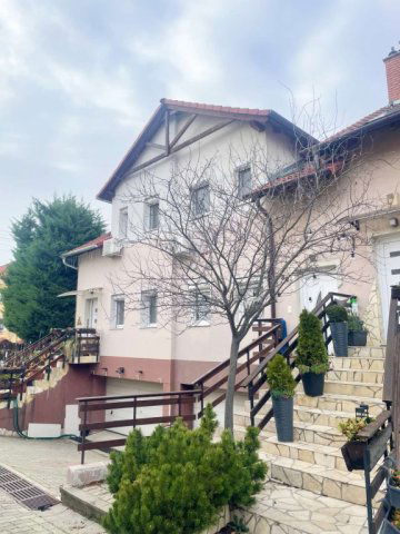 Eladó sorház, Dunakeszin 105 M Ft, 3+1 szobás