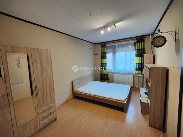 Eladó téglalakás, Budapesten, VIII. kerületben 84.4 M Ft