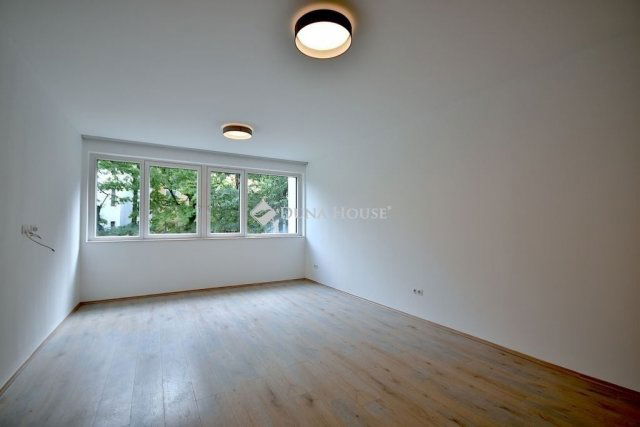 Eladó téglalakás, Budapesten, XII. kerületben 129.9 M Ft
