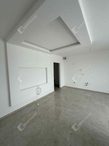 Eladó téglalakás, Győrött 69.691 M Ft, 3 szobás