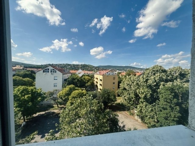 Eladó téglalakás, Pécsett 43.9 M Ft, 2+1 szobás