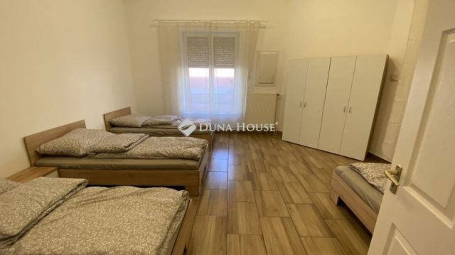 Eladó családi ház, Budapesten, XX. kerületben 79.9 M Ft