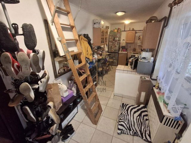 Eladó családi ház, Újszilváson 21 M Ft, 2 szobás