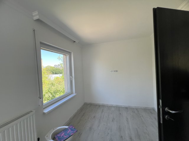Eladó családi ház, Tápiószelén 71.9 M Ft, 4 szobás