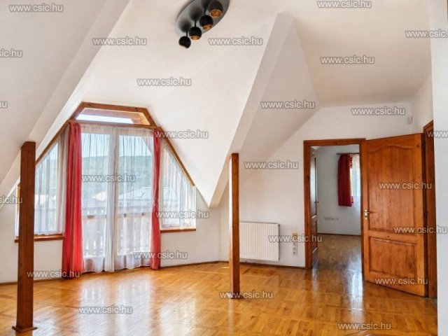Kiadó családi ház, albérlet, Nagykovácsiban 350 E Ft / hó