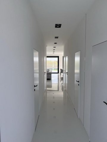 Eladó téglalakás, Tatán 159.99 M Ft, 3 szobás