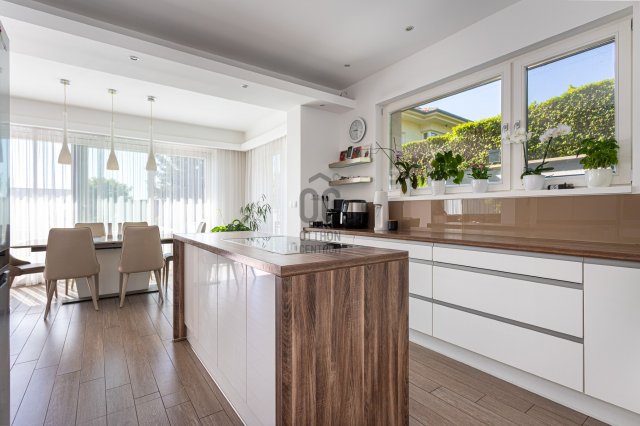 Eladó családi ház, Budapesten, III. kerületben 429 M Ft