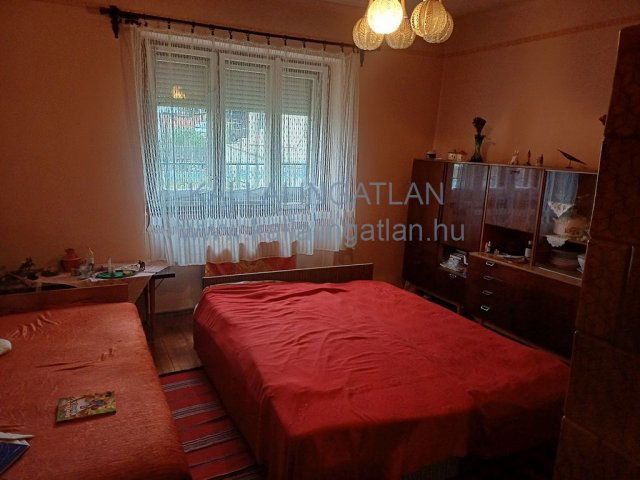 Eladó családi ház, Baktalórántházán 23.9 M Ft, 2 szobás