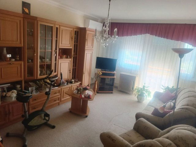 Eladó panellakás, Balmazújvárosban 42.8 M Ft, 2 szobás