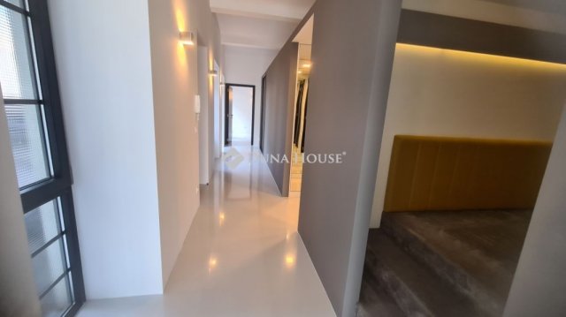 Eladó téglalakás, Budapesten, V. kerületben 274 M Ft, 2 szobás