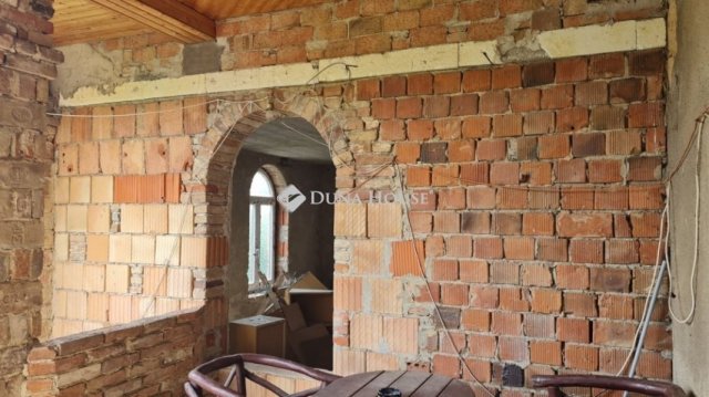 Eladó családi ház, Szellőn 49.9 M Ft, 5 szobás