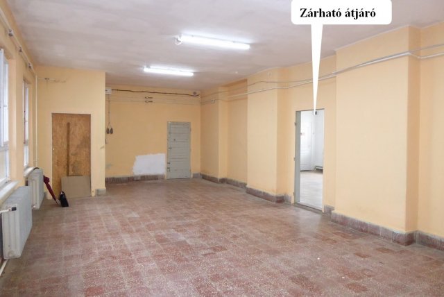 Kiadó ipari ingatlan, Pécsett, Szentlőrinci úton 36 E Ft / hó