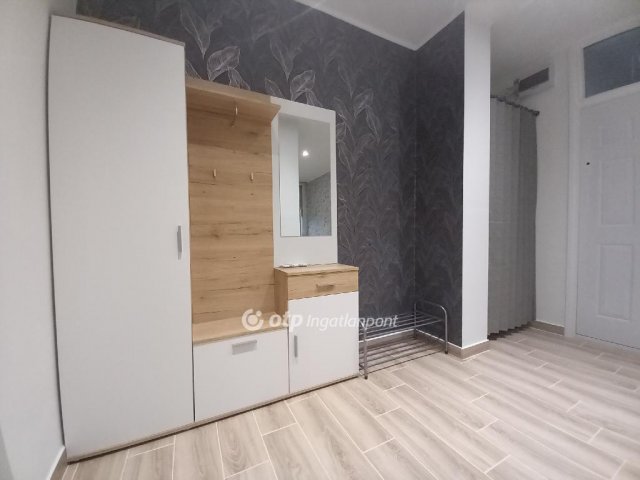 Eladó téglalakás, Debrecenben 62.9 M Ft, 2 szobás