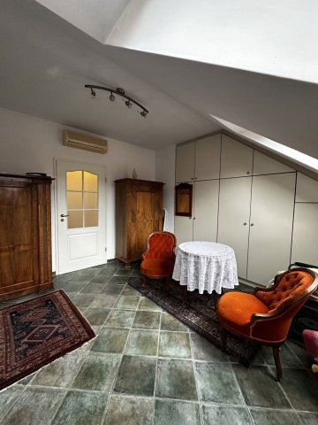 Kiadó téglalakás, albérlet, Pécsett 300 E Ft / hó, 3 szobás