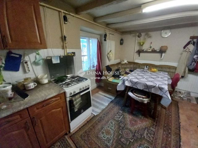 Eladó családi ház, Tiszaalpáron 25.9 M Ft, 3 szobás