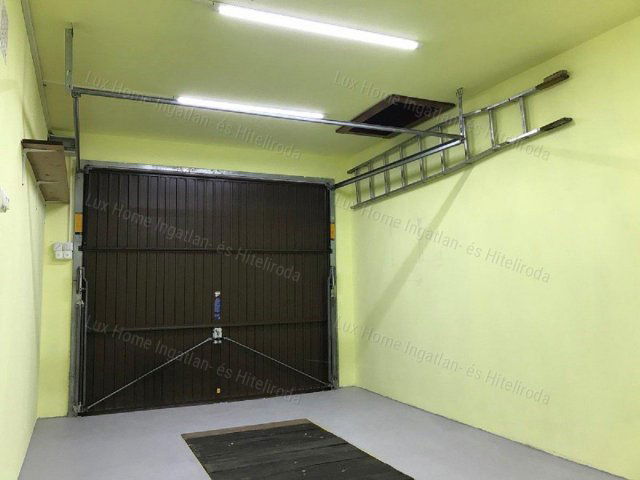 Eladó garázs, Tatabányán 8.95 M Ft / költözzbe.hu