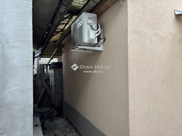 Eladó családi ház, Dunavarsányban 17 M Ft, 2 szobás