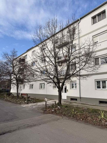 Eladó téglalakás, Várpalotán, Korompay Lajos utcában 34.9 M Ft