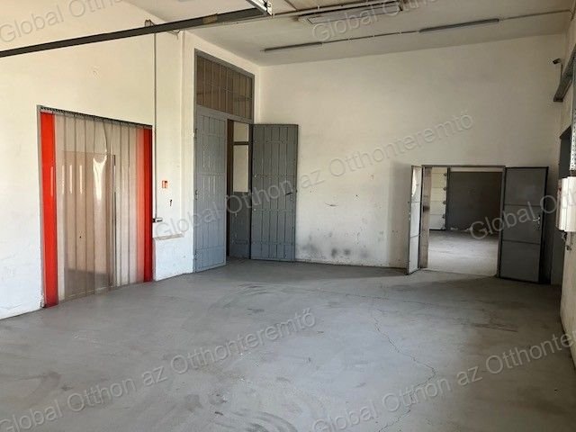 Kiadó ipari ingatlan, Mosonmagyaróváron 148 E Ft / hó