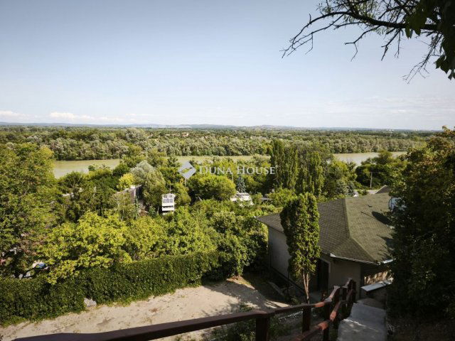 Eladó családi ház, Szentendrén 184 M Ft, 5 szobás