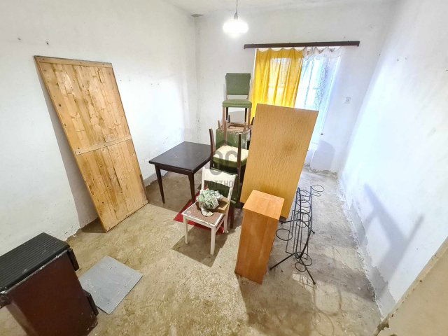 Eladó ikerház, Devecseren 18.5 M Ft, 2 szobás