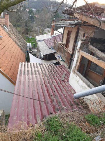 Eladó családi ház, Budapesten, III. kerületben 56.9 M Ft