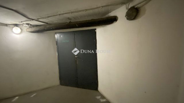 Eladó ipari ingatlan, Budapesten, VII. kerületben 3.5 M Ft