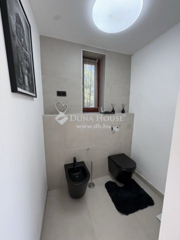 Eladó családi ház, Szellőn 229 M Ft, 4 szobás