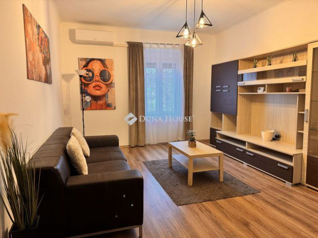 Eladó téglalakás, Zalaegerszegen 48 M Ft, 2 szobás