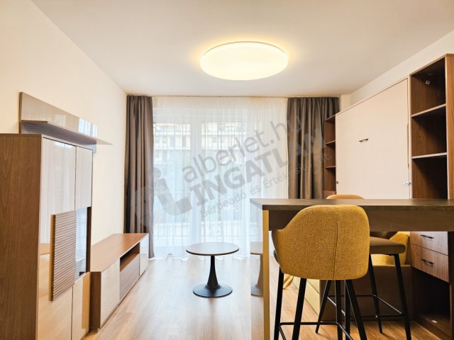 Eladó téglalakás, Budapesten, VIII. kerületben, Dankó utcában