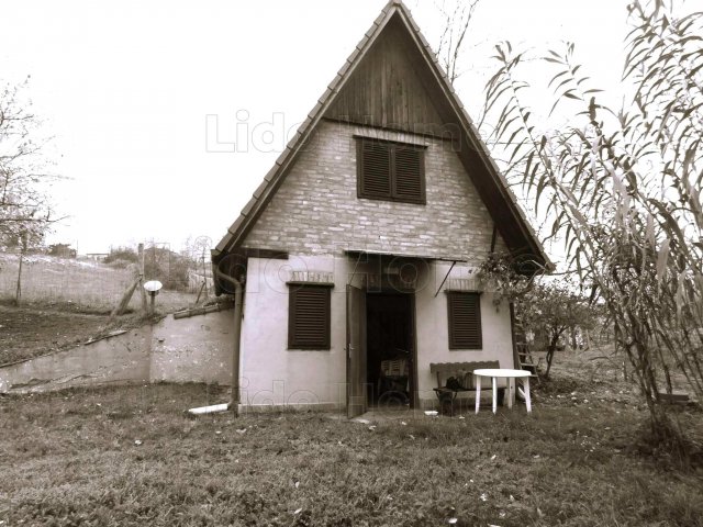 Eladó nyaraló, Zamárdiban 49.9 M Ft, 2 szobás