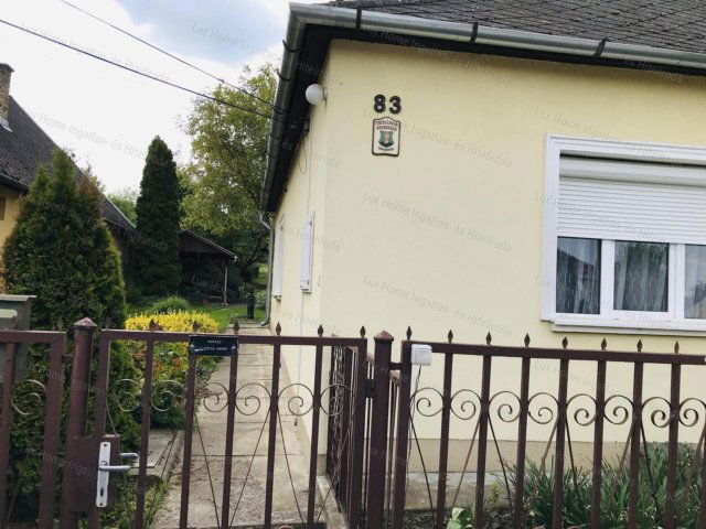 Eladó családi ház, Felcsúton 57 M Ft, 2+1 szobás