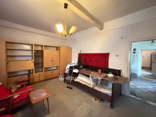 Eladó családi ház, Hajdúnánáson 24 M Ft, 2 szobás