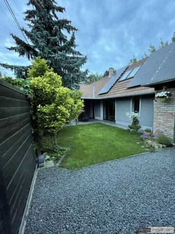 Eladó családi ház, Fóton 99.9 M Ft, 4+1 szobás