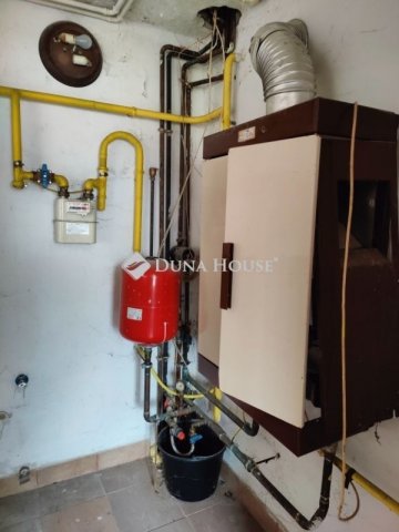 Eladó üzlethelyiség, Sülysápon 109 M Ft / költözzbe.hu