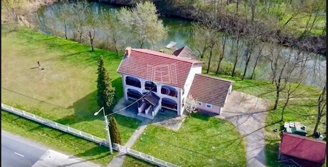 Eladó családi ház, Csákánydoroszlón 98.9 M Ft, 4 szobás