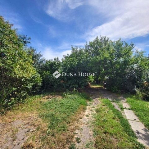 Eladó ikerház, Szegeden 51 M Ft, 4 szobás / költözzbe.hu