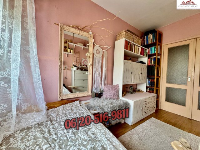 Eladó panellakás, Dunaújvárosban 34.99 M Ft, 1+2 szobás