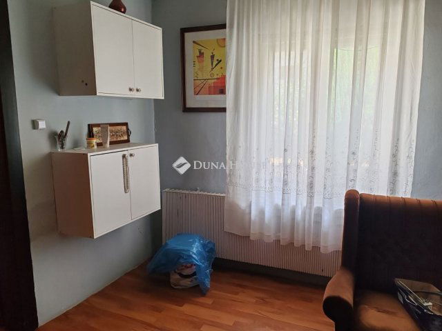 Eladó családi ház, Pomázon, Kossuth Lajos utcában 69 M Ft