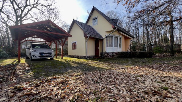 Eladó nyaraló, Balatonszepezden 69.9 M Ft, 3 szobás