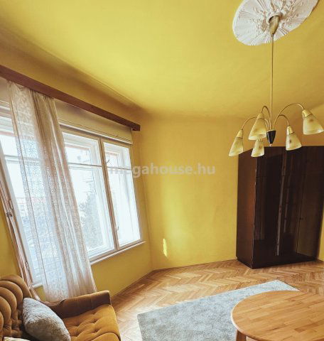Eladó téglalakás, Budapesten, XIV. kerületben 68 M Ft, 2 szobás