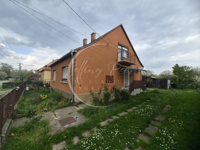 Eladó családi ház, Szigetváron 46 M Ft, 4 szobás