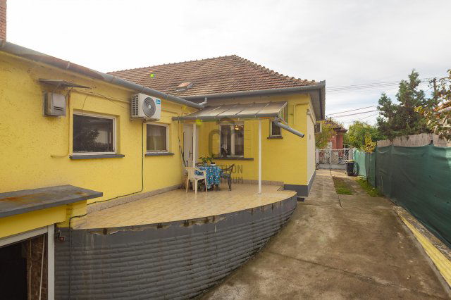 Eladó ikerház, Budapesten, XVIII. kerületben 79.9 M Ft, 4 szobás