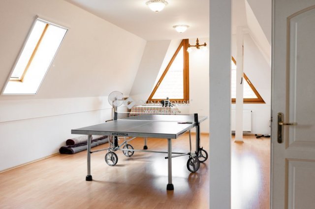 Eladó családi ház, Kecskeméten 248 M Ft, 6 szobás