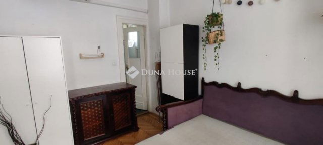 Eladó téglalakás, Budapesten, VII. kerületben 76.5 M Ft