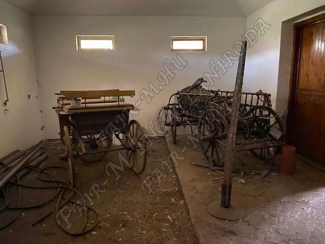 Kiadó ipari ingatlan, Derekegyházán 450 E Ft / hó