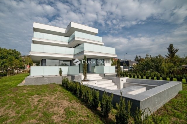 Eladó téglalakás, Budapesten, XI. kerületben 249 M Ft, 3 szobás