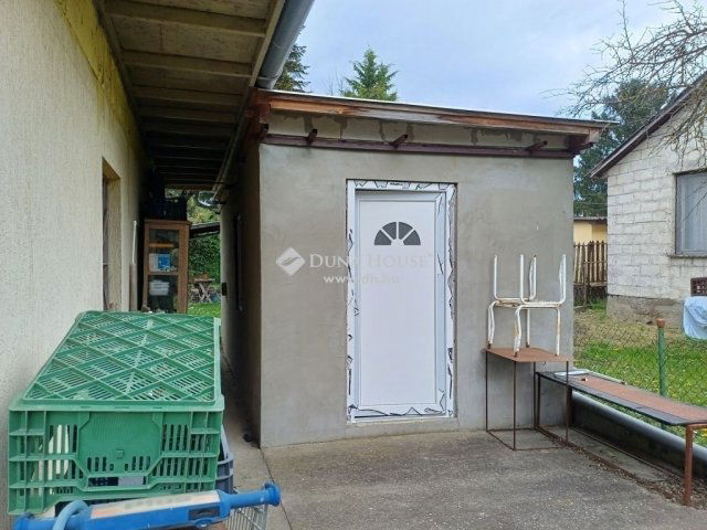 Eladó nyaraló, Ráckevén 55 M Ft, 2 szobás